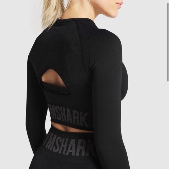 Gym Shark Flex Sports Long Sleeve Crop Top Black/Charcoal
Women's size M - Picture 3 of 11